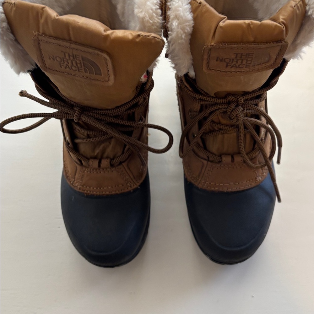 The North Face Brown and Black Insulated Boots - Picture 2 of 6